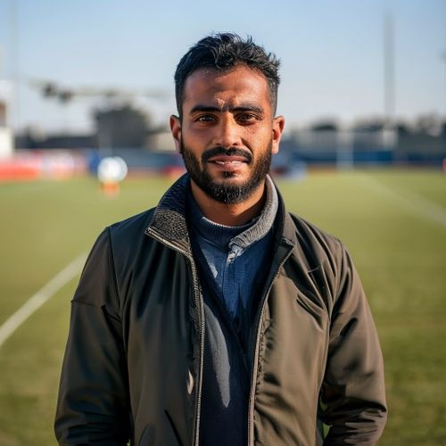 صورة الخبير أحمد عادل